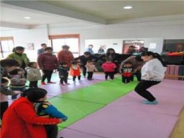 幼兒園大班跳高體育教案