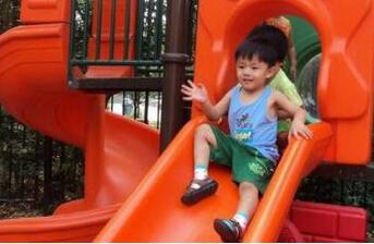 幼兒園小班滑滑梯安全教案