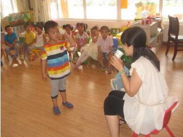 幼兒園中班喇叭花電話教案