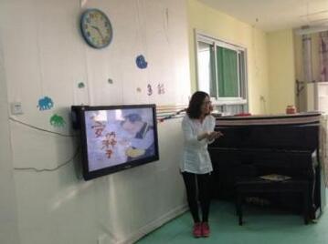 小熊走鋼絲幼兒教案