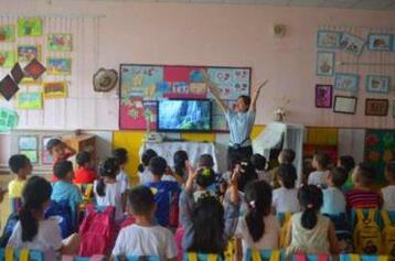 小熊走鋼絲幼兒教案