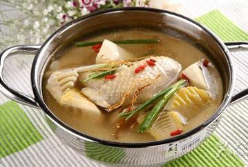 雞湯怎么燉好喝又營養(yǎng)