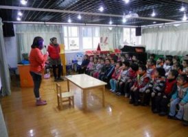 幼兒園中班玻璃上的冰花教案