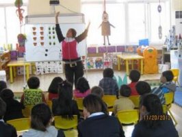幼兒園小鯉魚(yú)躍龍門(mén)教案
