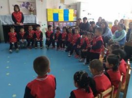 幼兒園小班吃香蕉語言教案