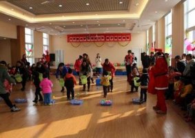 幼兒園室內(nèi)的親子游戲大全