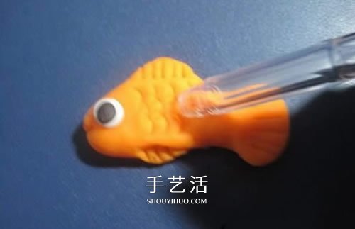 簡單橡皮泥教程 手工制作可愛的小金魚圖解 -  www.shouyihuo.com