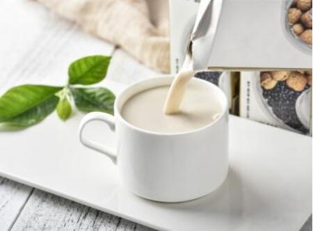 牛初乳適用人群
