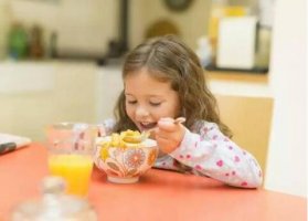 讓0-6歲孩子好好吃飯吧的10本食育繪本