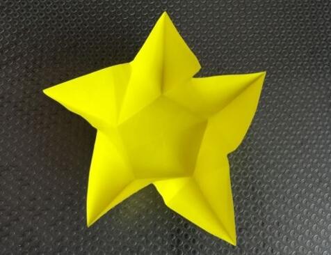 國慶節(jié)折紙五角星的制作教程