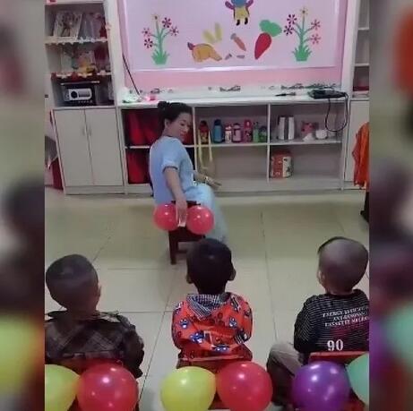 孩子在幼兒園憋大便，怎么引導(dǎo)才能順利排便