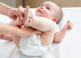 10個月女嬰得婦科病？女寶寶私處護(hù)理要注意
