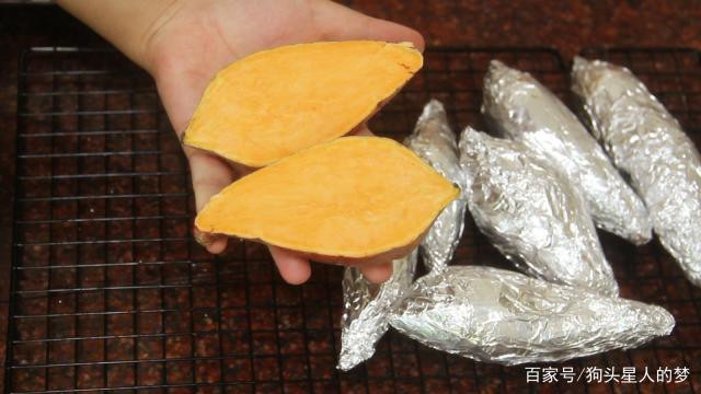 烤箱烤紅薯溫度和時(shí)間 烤箱怎么烤紅薯