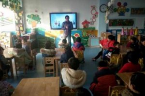幼兒園中班安全伴我行教案
