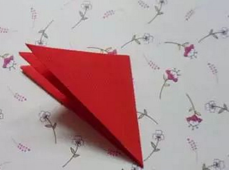 春節(jié)窗花的剪法步驟圖解簡單