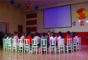 幼兒園中班《過新年兒歌》音樂教案