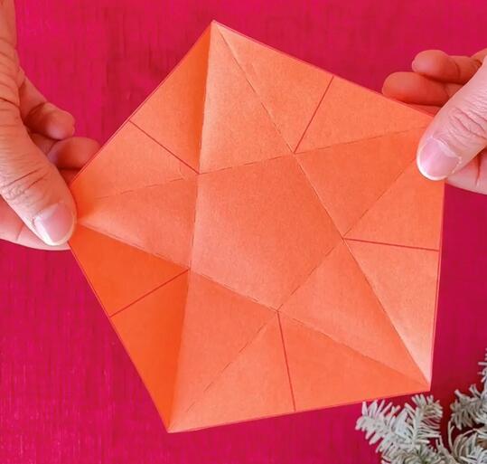 卡紙蓮花小夜燈手工制作