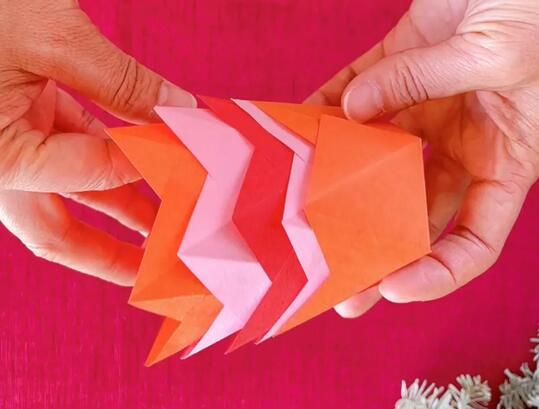 卡紙蓮花小夜燈手工制作
