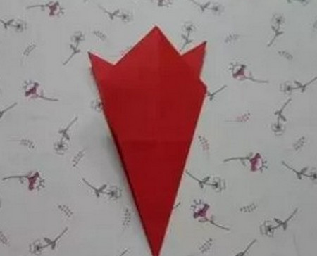 簡(jiǎn)單窗花剪紙步驟圖解