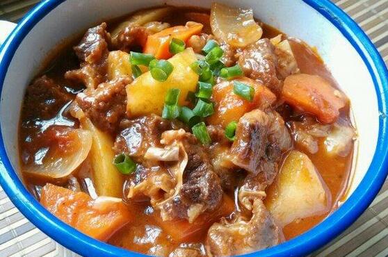 煮牛肉放什么調(diào)料最好吃