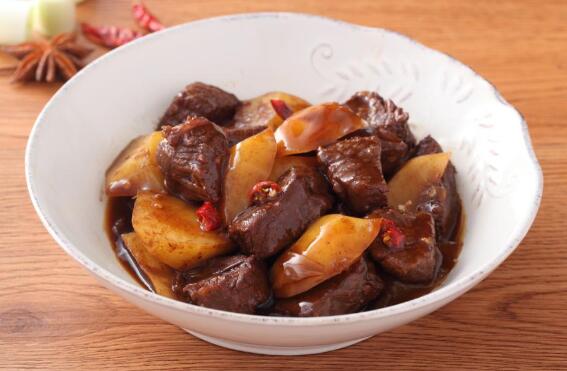 煮牛肉放什么調(diào)料最好吃