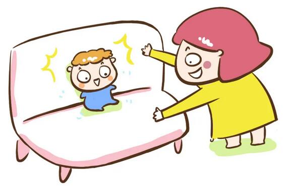 寶寶什么時(shí)候?qū)W坐？如何幫助學(xué)坐？
