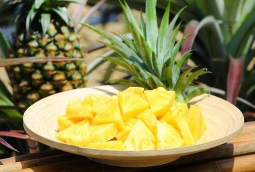 吃菠蘿上火嗎