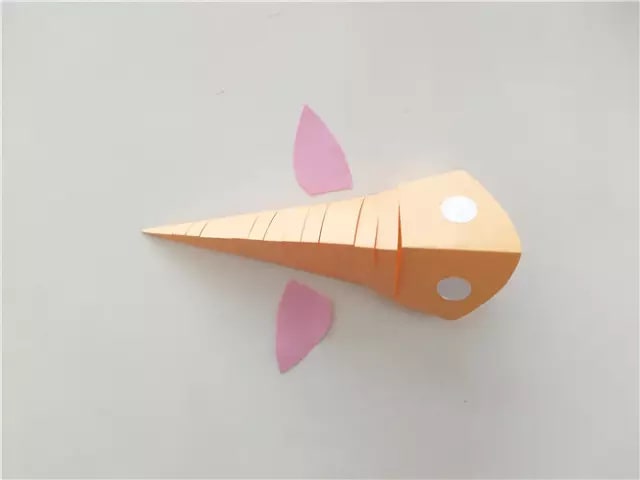 卡紙手工制作炫酷的立體魚(yú)