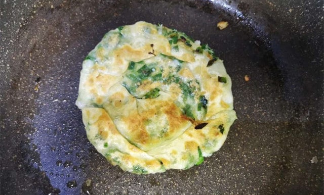 韭菜蝦仁脆餅的做法 一歲半寶寶食譜