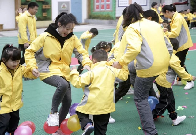 幼兒園親子運(yùn)動(dòng)會(huì)小游戲