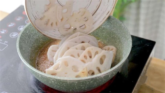 糖醋藕片的做法 3歲寶寶食譜