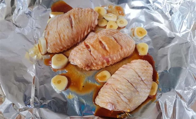 平底鍋蒜香雞翅的做法 一歲半寶寶食譜