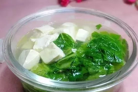 產(chǎn)婦喝湯下奶的七大常見錯(cuò)誤