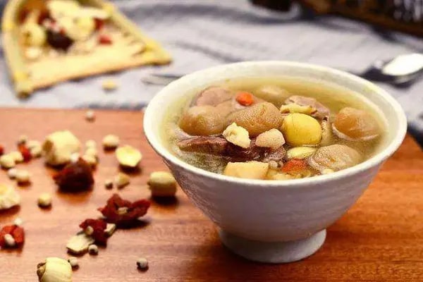 產(chǎn)婦喝湯下奶的七大常見錯(cuò)誤