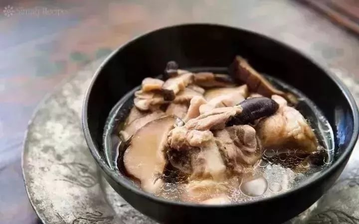 產(chǎn)婦喝湯下奶的七大常見錯(cuò)誤