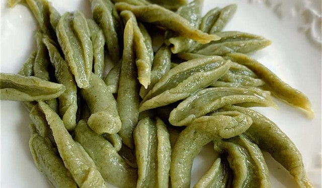 蔬菜肉泥小魚面的做法 1歲寶寶食譜