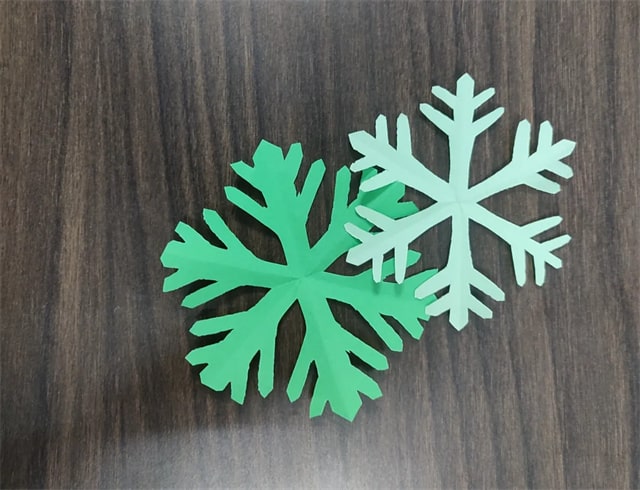 雪花剪紙步驟圖解