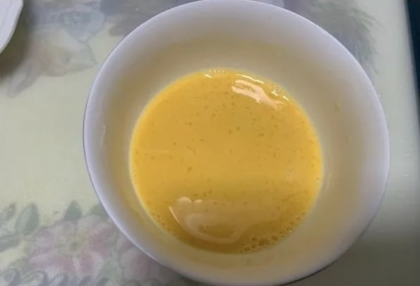 香蕉厚蛋燒的做法 寶寶營養(yǎng)早餐食譜