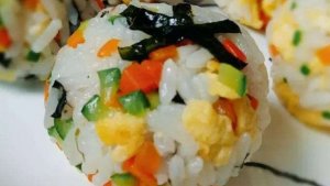 海苔肉松飯團(tuán)的做法