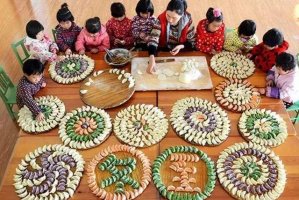 幼兒園冬至活動(dòng)教案《開心包餃子》
