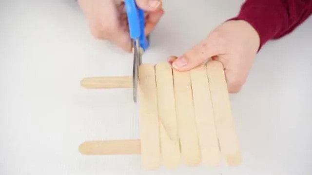 廢物利用手工制作冰棍棒小狗