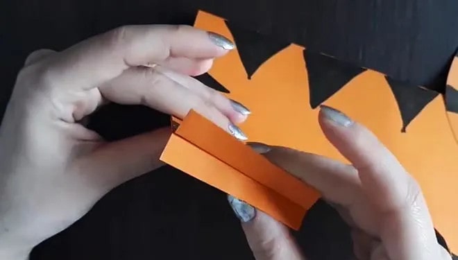 簡(jiǎn)單剪紙貼畫小老虎