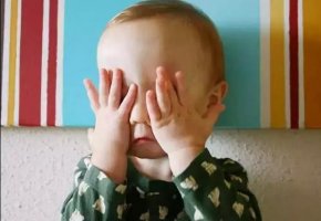簡單幼兒早教親子游戲「捉迷藏」
