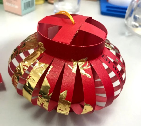 用紅包做燈籠手工制作方法
