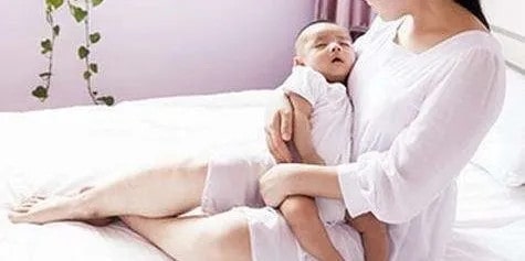 剛出生的嬰兒怎么抱？