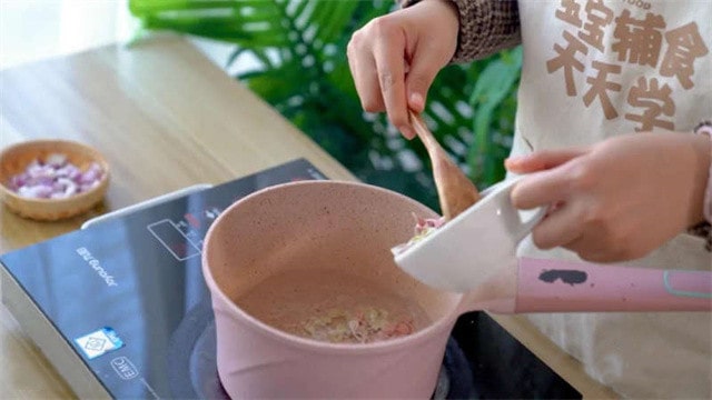 寶寶奶油蘑菇意面的做法