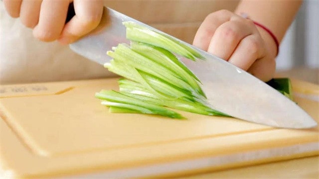 雞絲涼面的做法