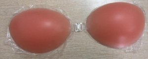 隱形胸貼怎么戴