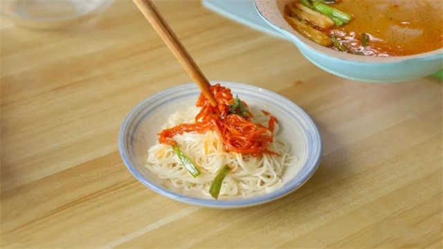 寶寶吃蔥油拌面的做法