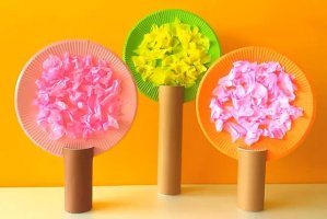紙盤廢物利用手工制作開花的樹